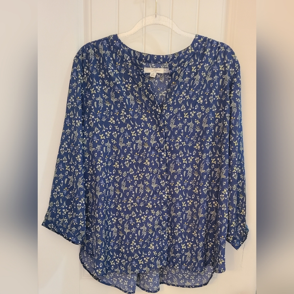 JACHS Girlfriend Blue Floral Blouse